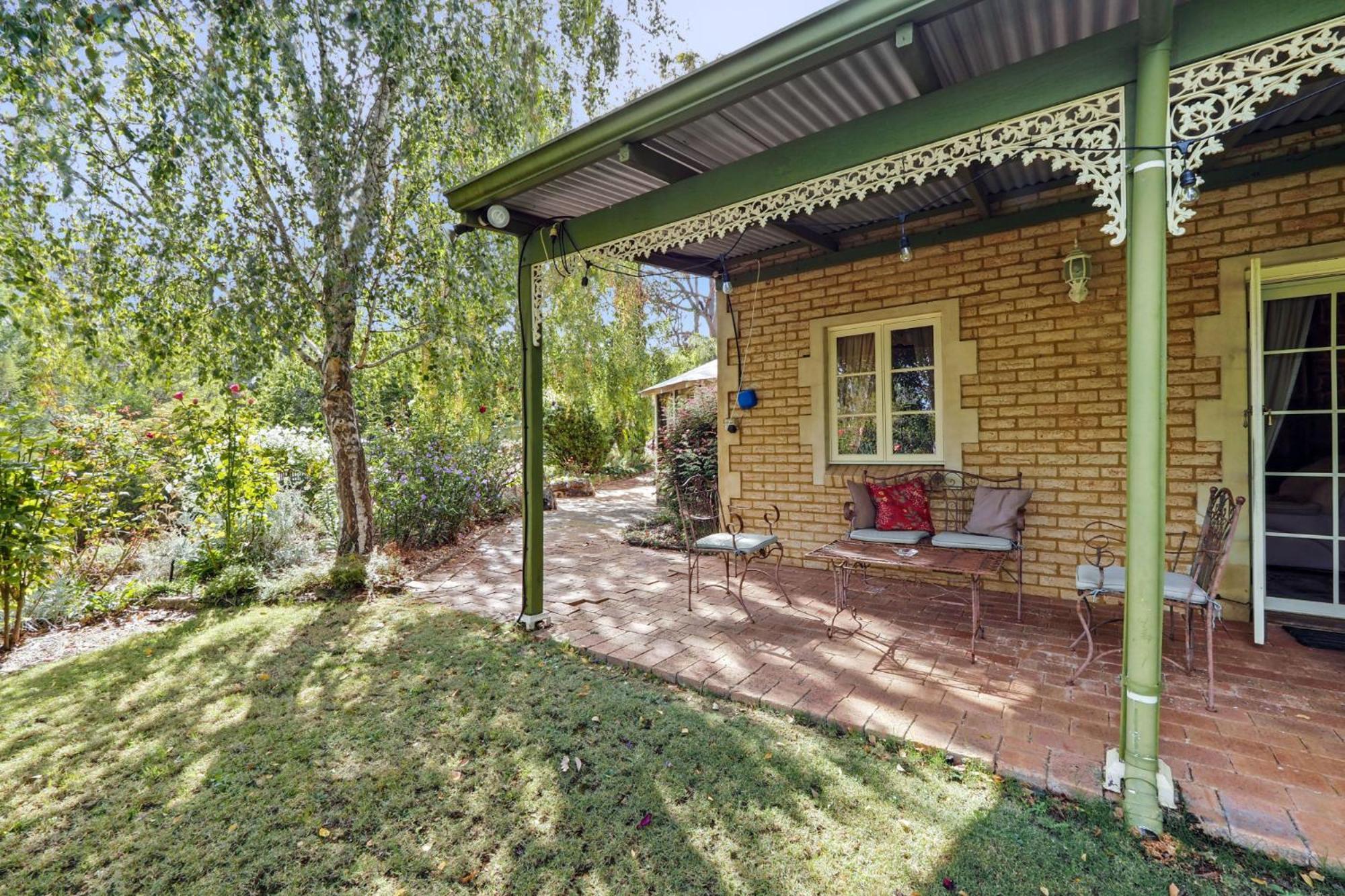 Holberry House Bed & Breakfast Nannup Exterior photo